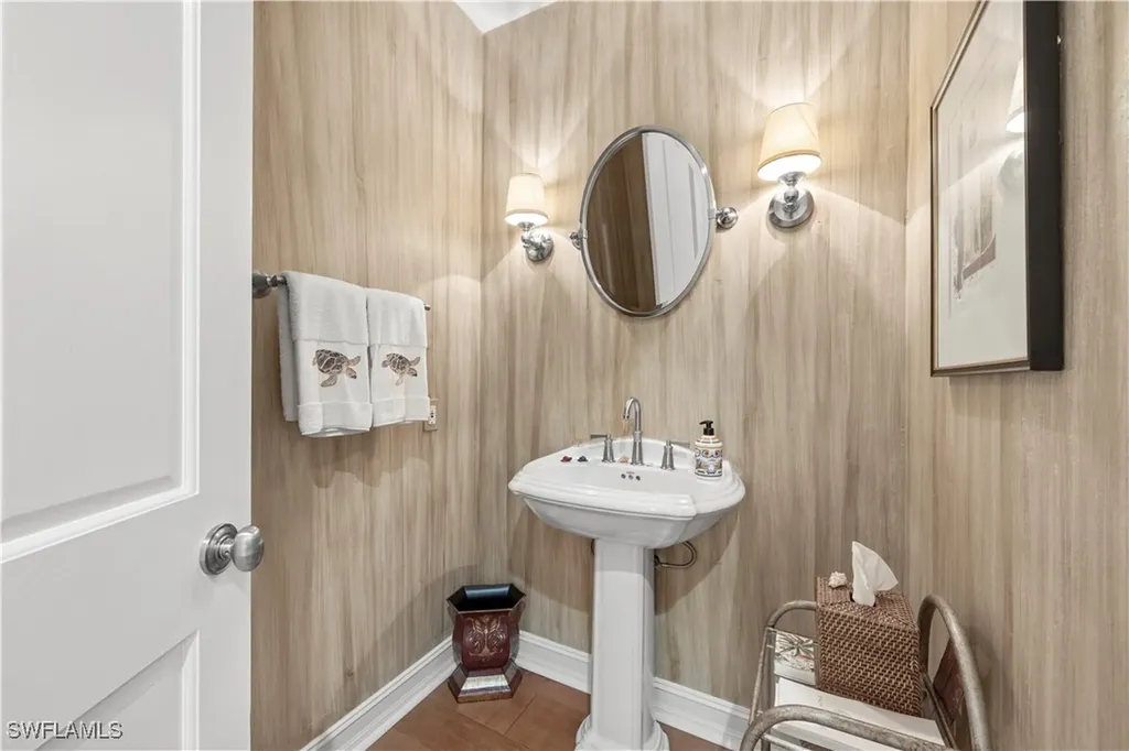 5657 Baltusrol Court Sanibel FL 33957