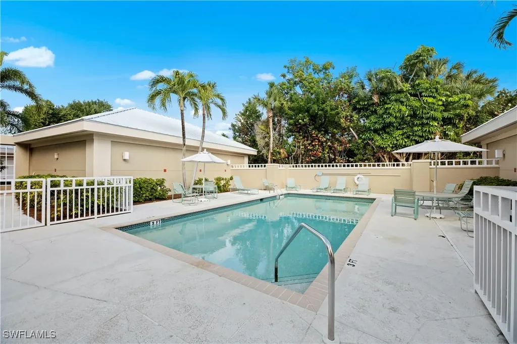 5657 Baltusrol Court Sanibel FL 33957