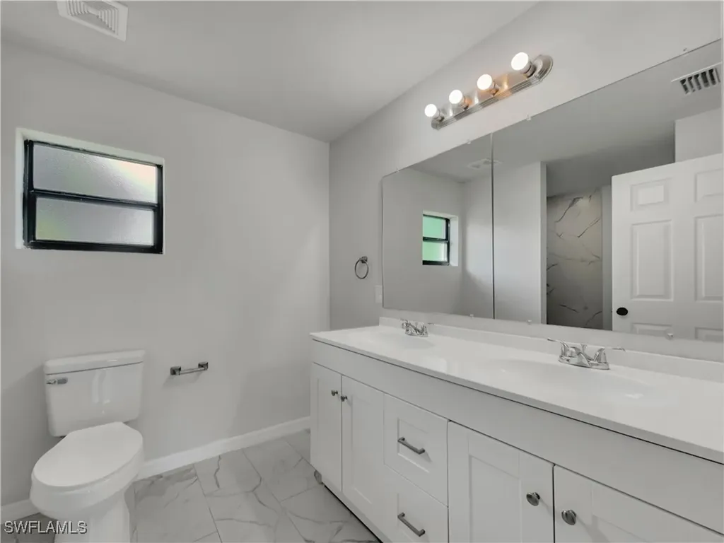 2206 Bolado Parkway Cape Coral FL 33990