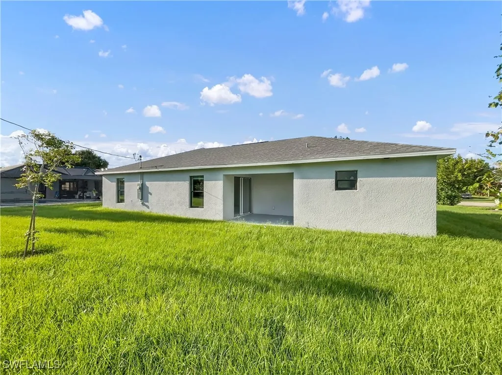 2206 Bolado Parkway Cape Coral FL 33990