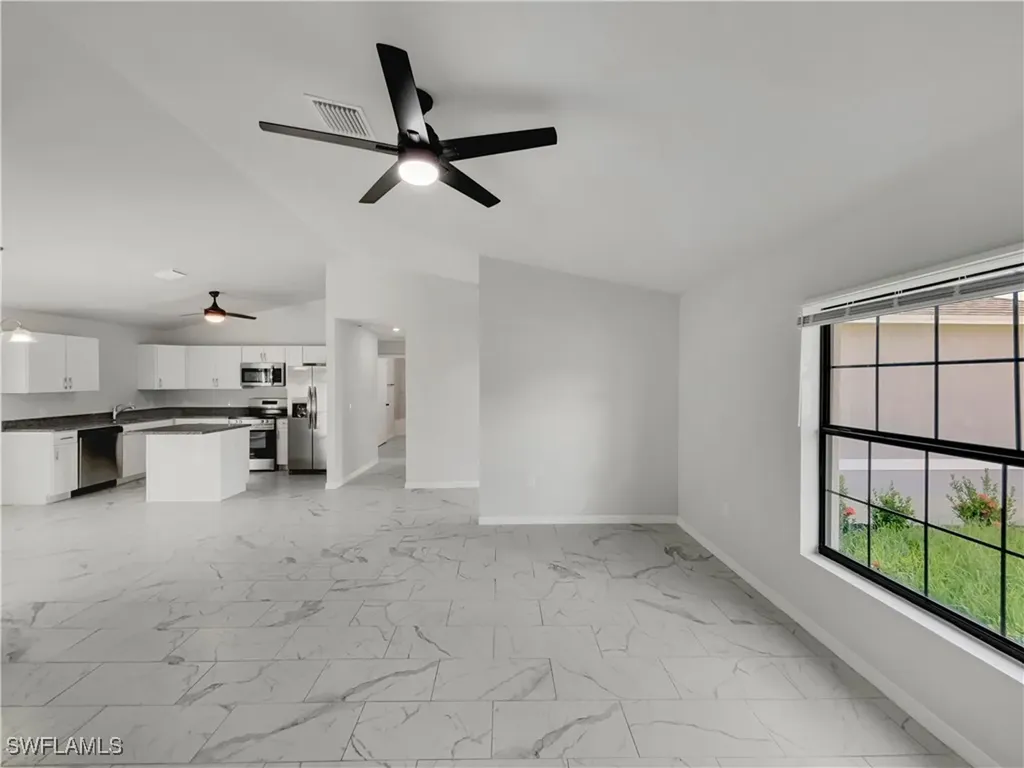 2206 Bolado Parkway Cape Coral FL 33990