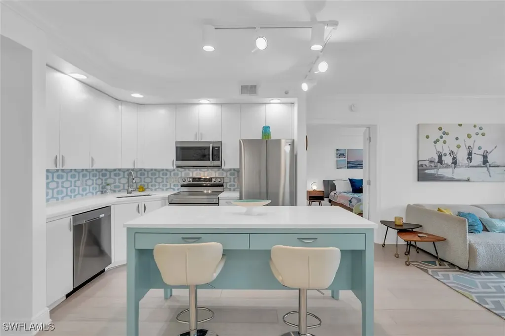 2825 Palm Beach Boulevard Fort Myers FL 33916