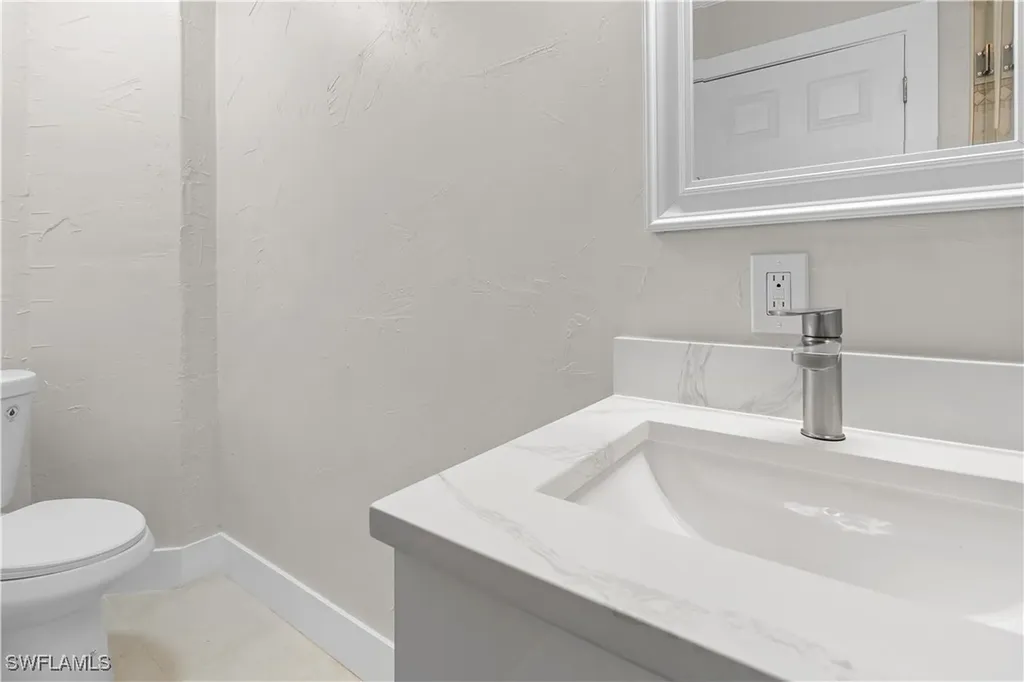 47 7th Street Bonita Springs FL 34134