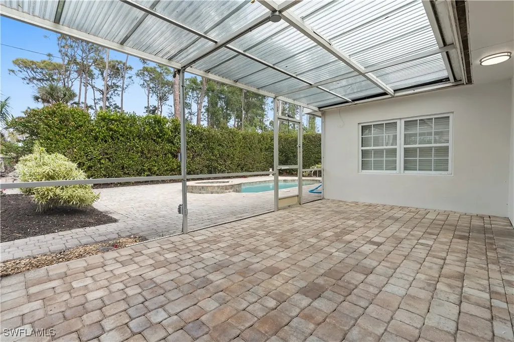 47 7th Street Bonita Springs FL 34134