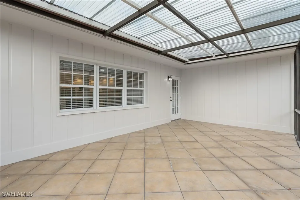 47 7th Street Bonita Springs FL 34134