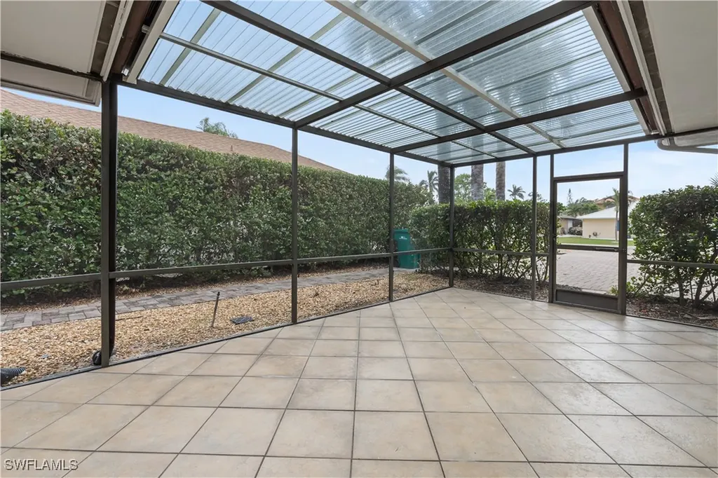 47 7th Street Bonita Springs FL 34134