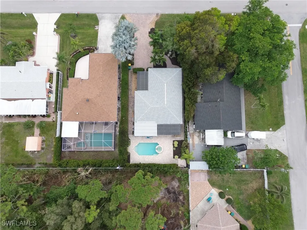 47 7th Street Bonita Springs FL 34134