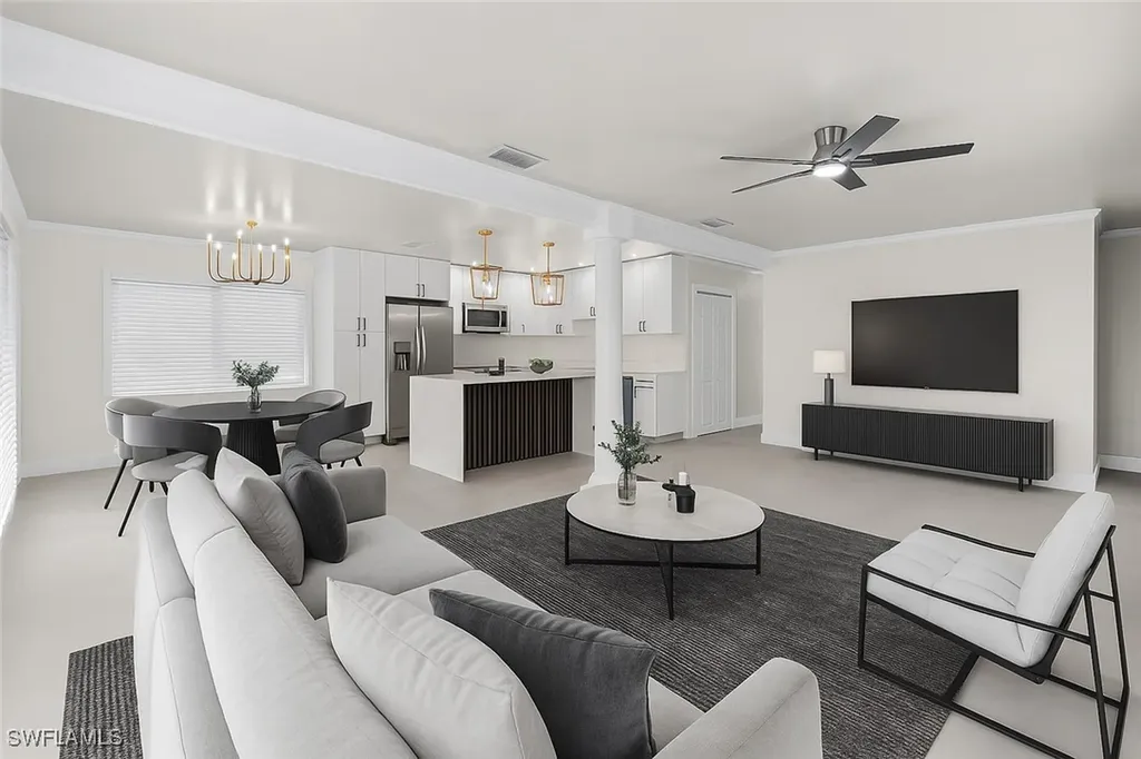 47 7th Street Bonita Springs FL 34134