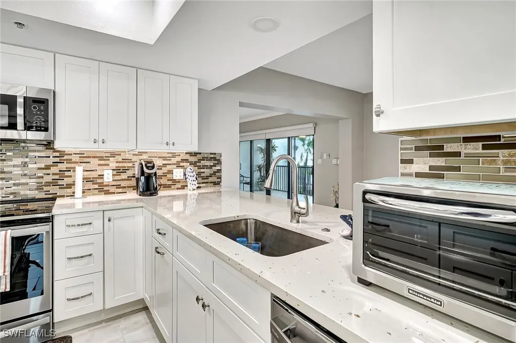 1900 Virginia Avenue Fort Myers FL 33901