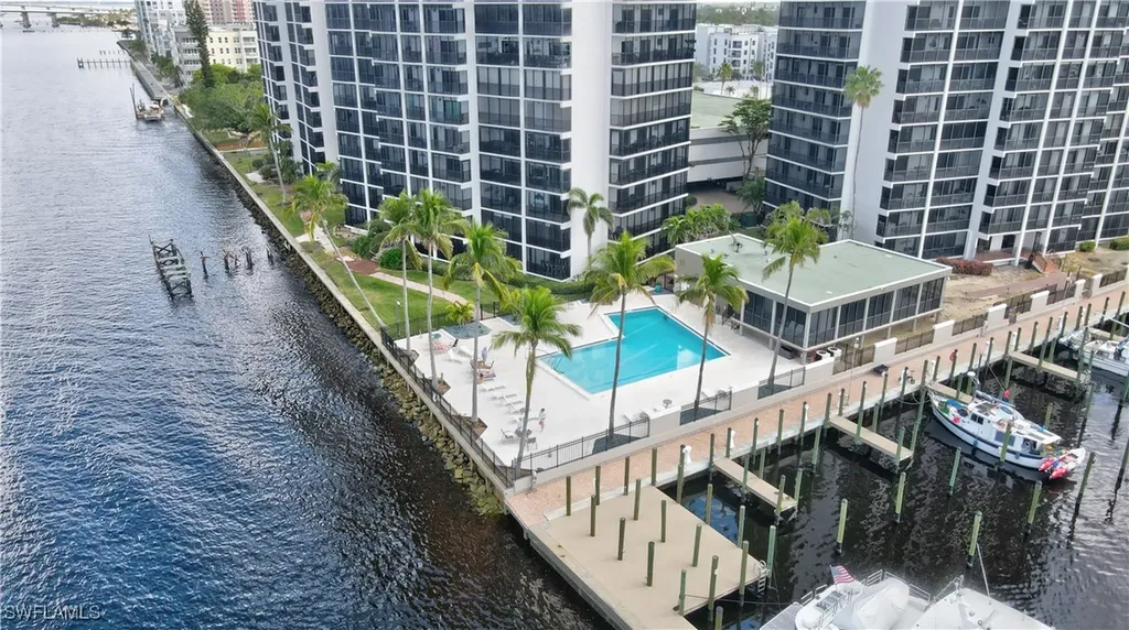 1900 Virginia Avenue Fort Myers FL 33901