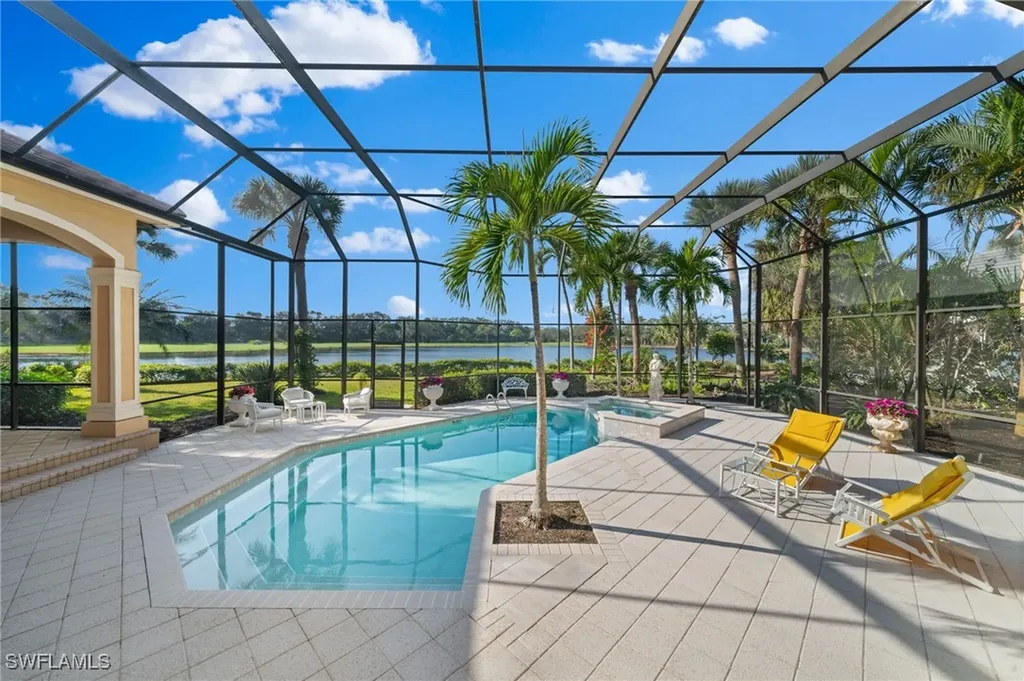 Naples FL, 897 Barcarmil Way