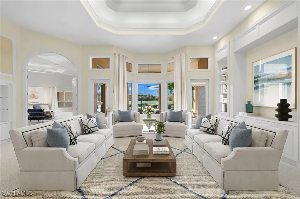 897 Barcarmil Way Naples FL 34110