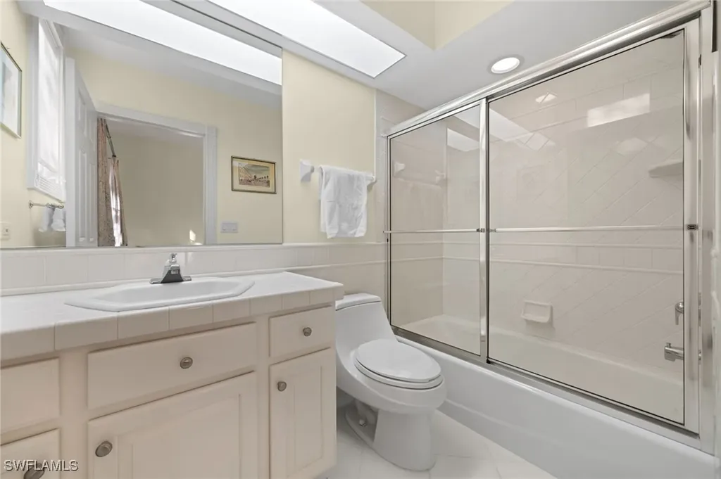 897 Barcarmil Way Naples FL 34110