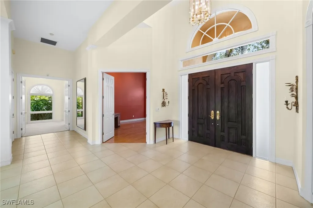 897 Barcarmil Way Naples FL 34110