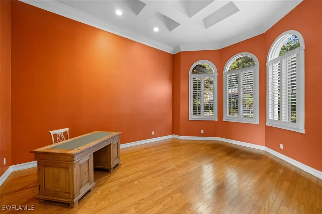897 Barcarmil Way Naples FL 34110