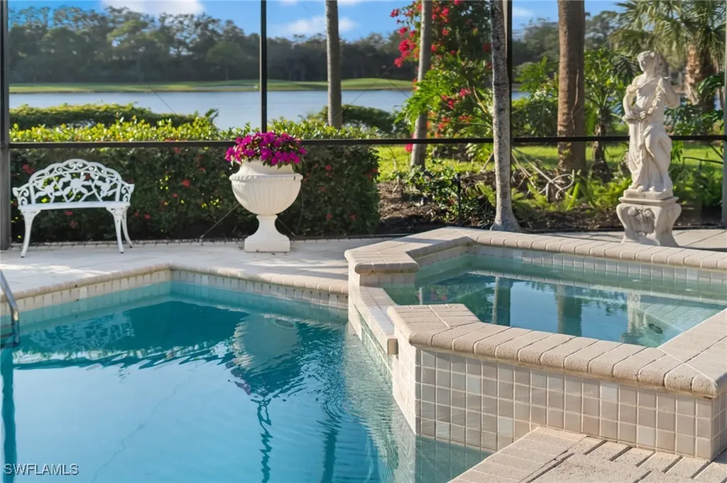 897 Barcarmil Way Naples FL 34110