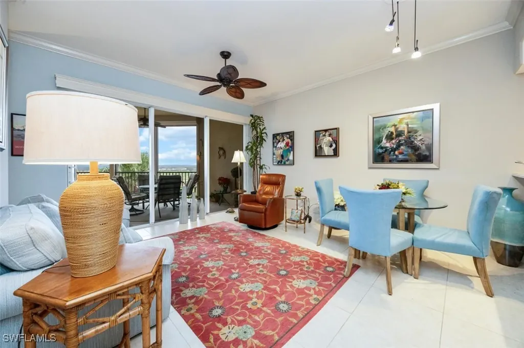 570 El Camino Real Naples FL 34119