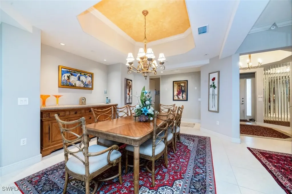 570 El Camino Real Naples FL 34119