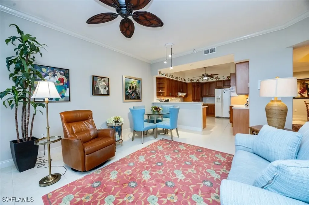 570 El Camino Real Naples FL 34119