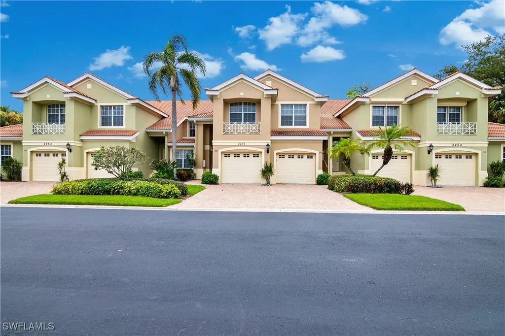 Naples FL, 2264 Ashton Oaks Lane, Unit A4-102