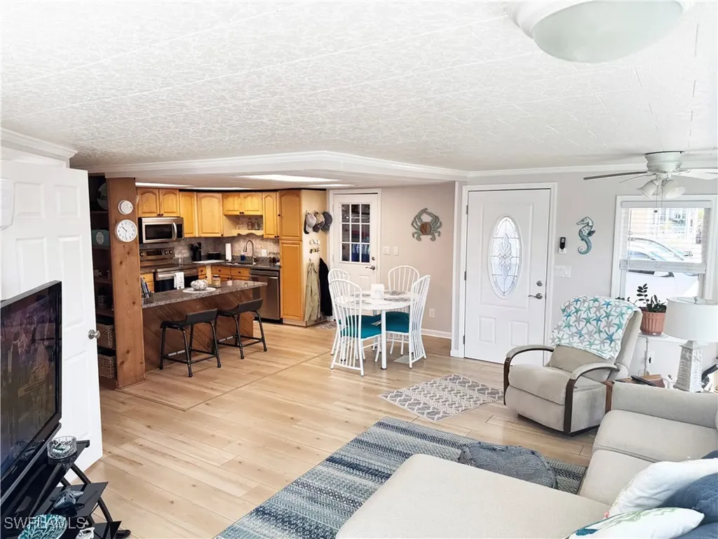 218 Nicklaus Boulevard North Fort Myers FL 33903