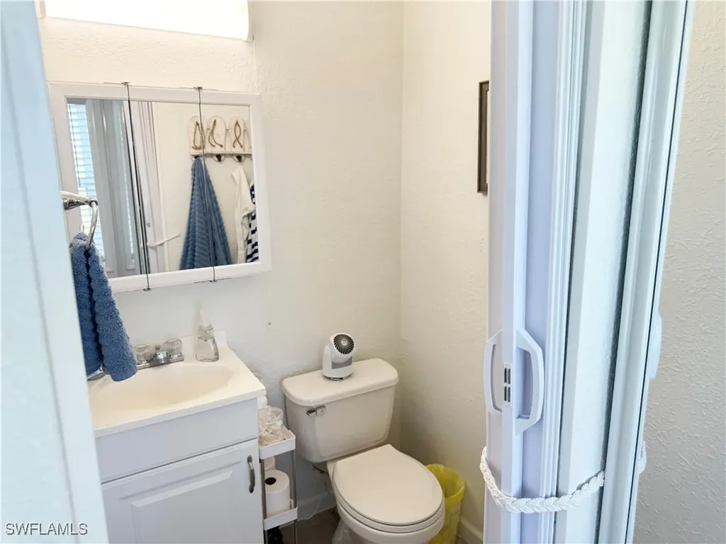 218 Nicklaus Boulevard North Fort Myers FL 33903