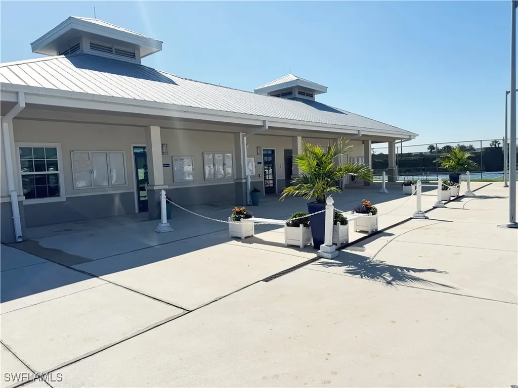 218 Nicklaus Boulevard North Fort Myers FL 33903