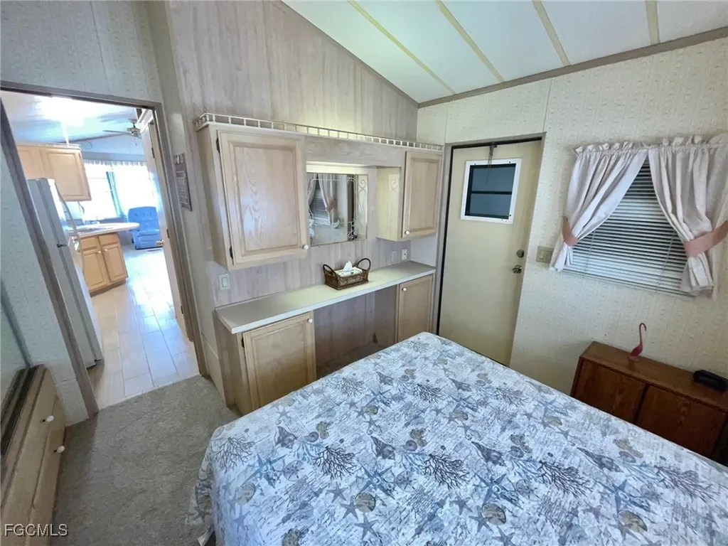 182 Caravan Circle North Fort Myers FL 33903