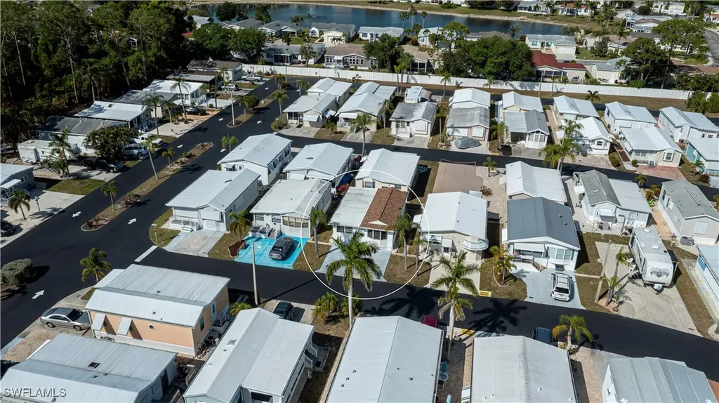 182 Caravan Circle North Fort Myers FL 33903