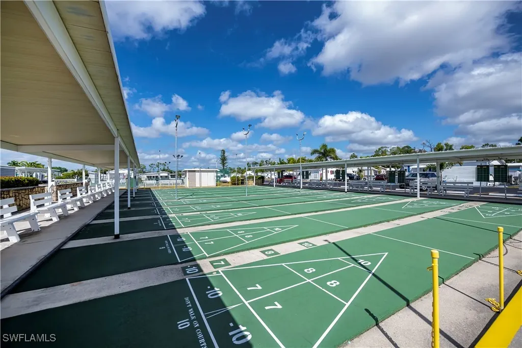 182 Caravan Circle North Fort Myers FL 33903