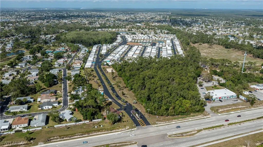 182 Caravan Circle North Fort Myers FL 33903