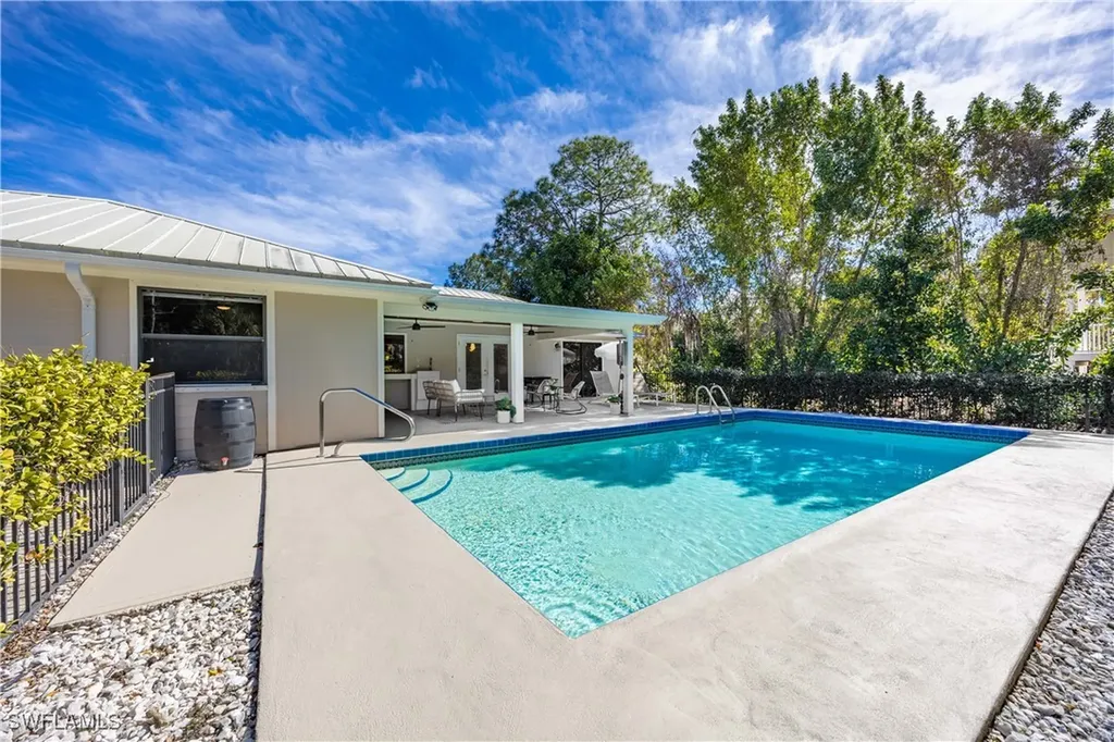 3221 68th Street SW Naples FL 34105