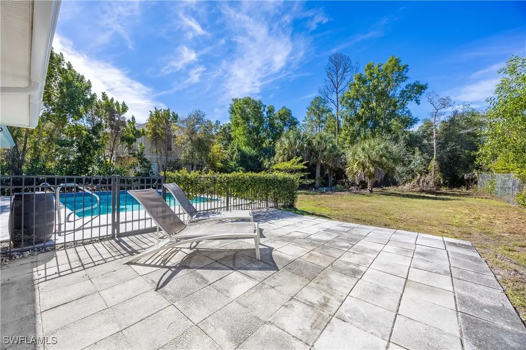 3221 68th Street SW Naples FL 34105