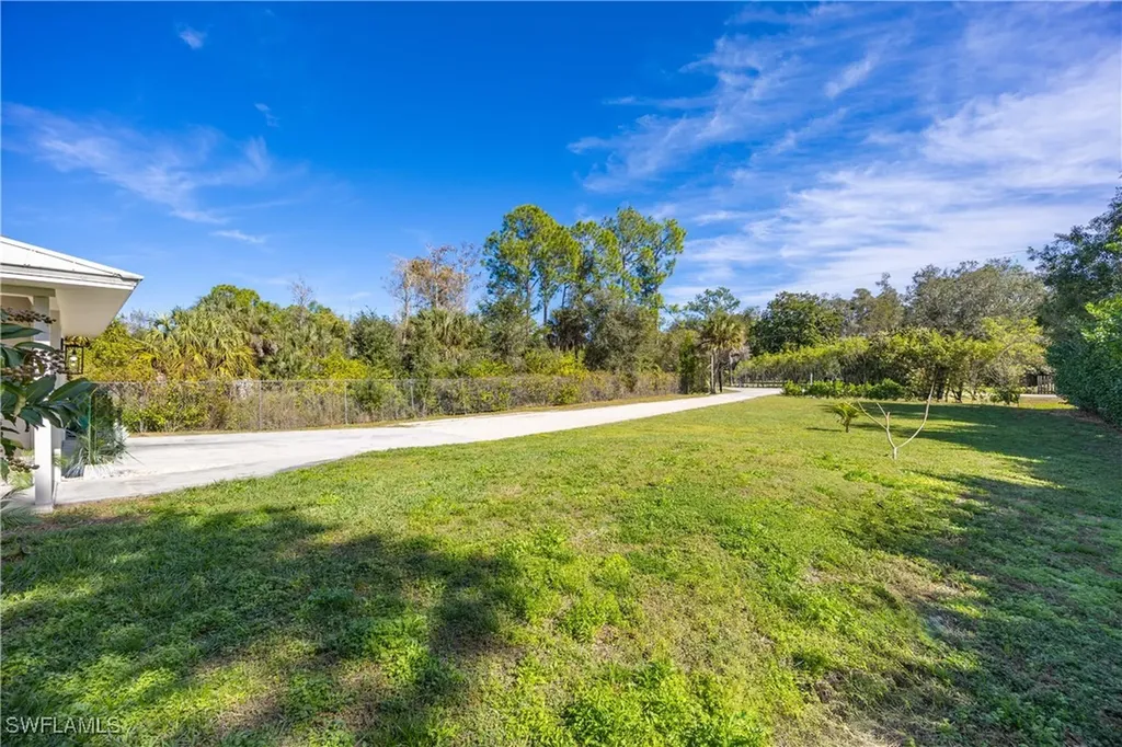 3221 68th Street SW Naples FL 34105