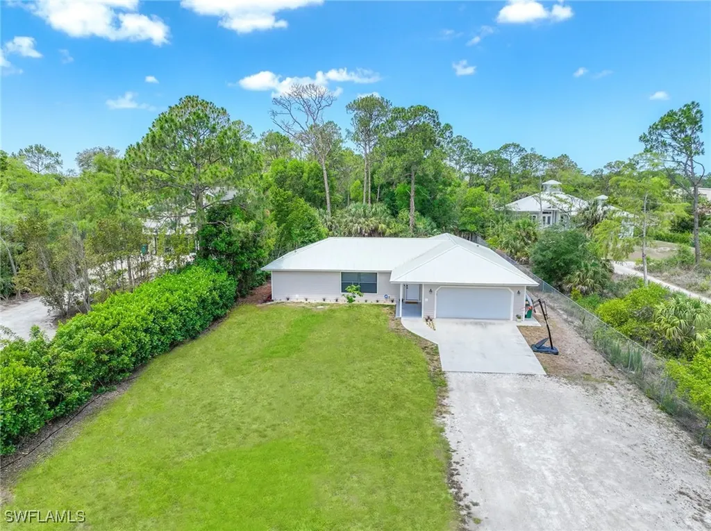 3221 68th Street SW Naples FL 34105