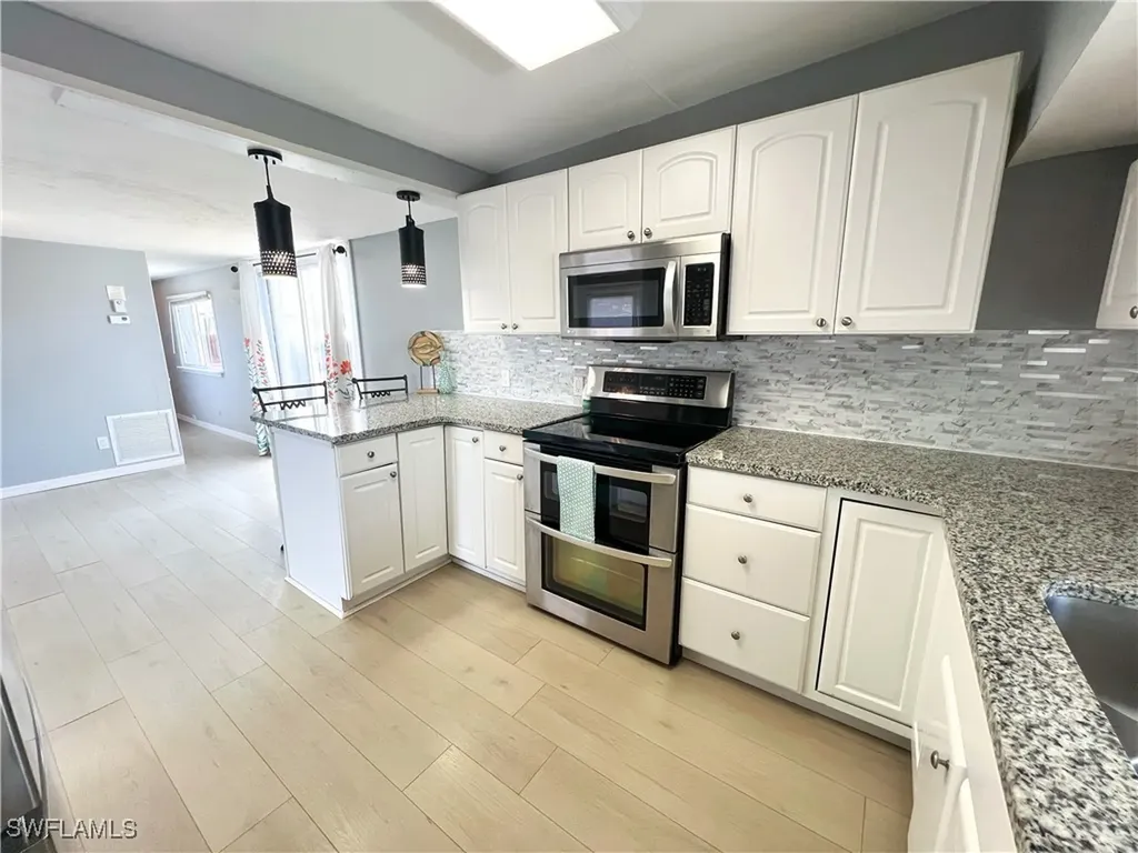 12071 Palm Drive Fort Myers FL 33908