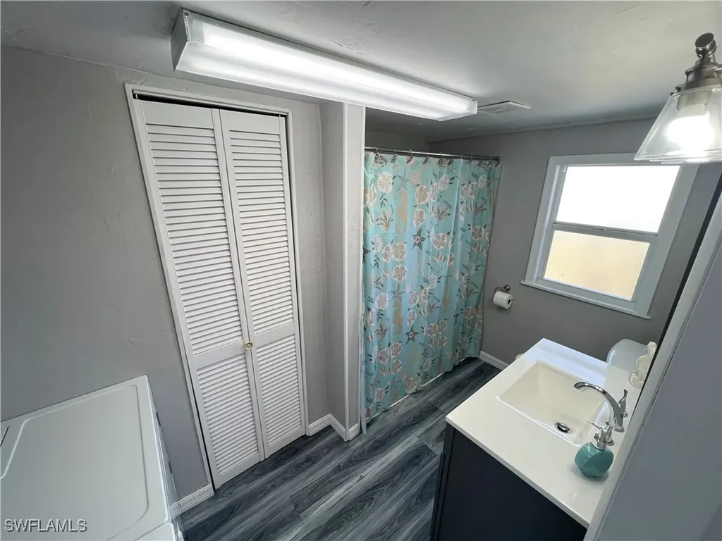 12071 Palm Drive Fort Myers FL 33908