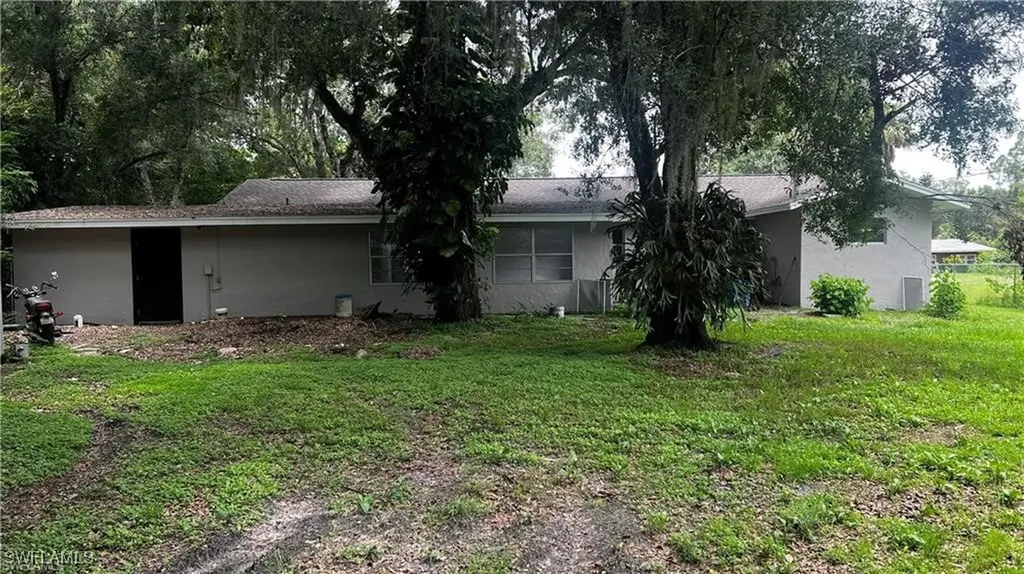 310 S Elm Street Labelle FL 33935