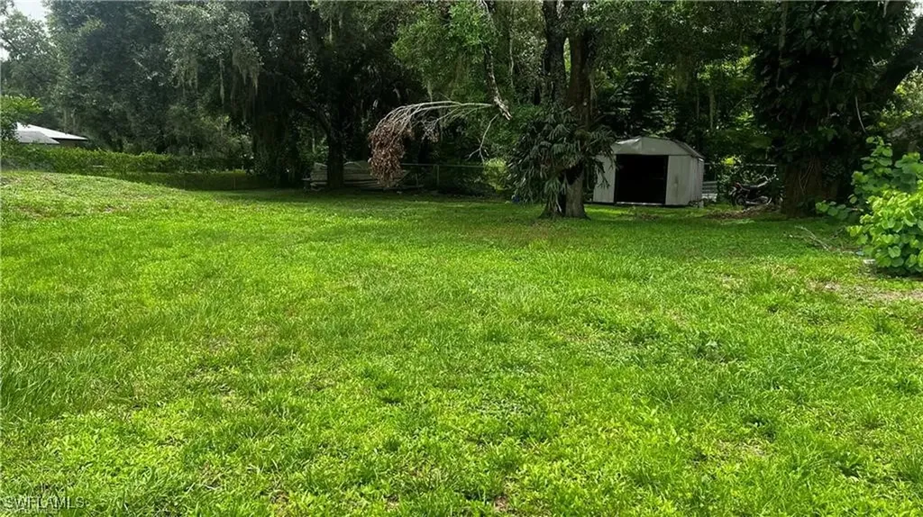 310 S Elm Street Labelle FL 33935