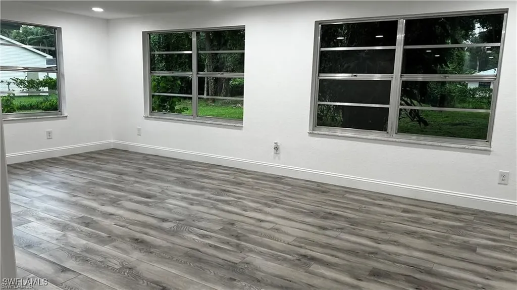 310 S Elm Street Labelle FL 33935