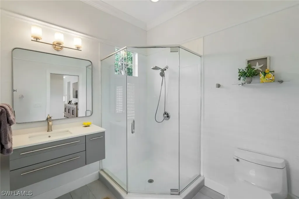16017 Delarosa Lane Naples FL 34110