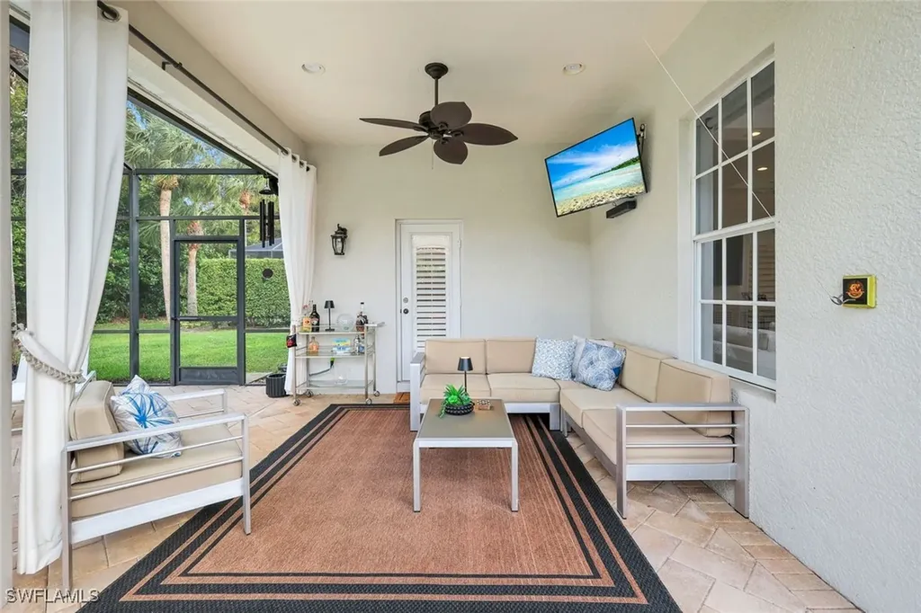 16017 Delarosa Lane Naples FL 34110
