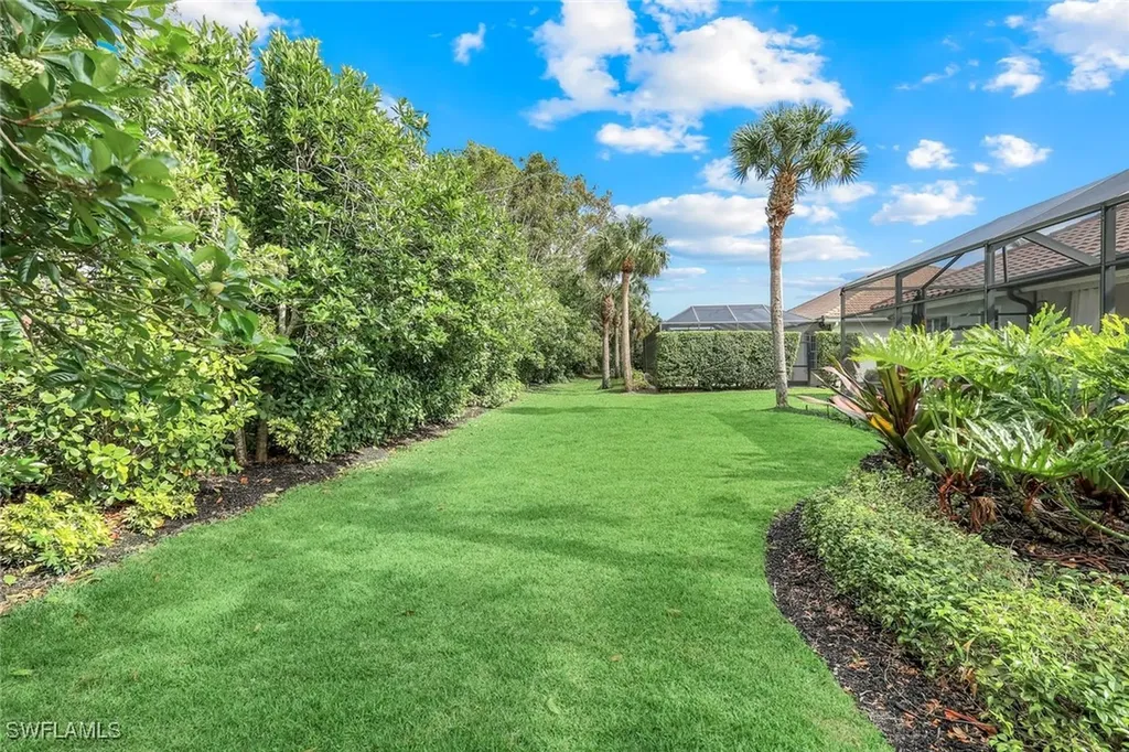 16017 Delarosa Lane Naples FL 34110