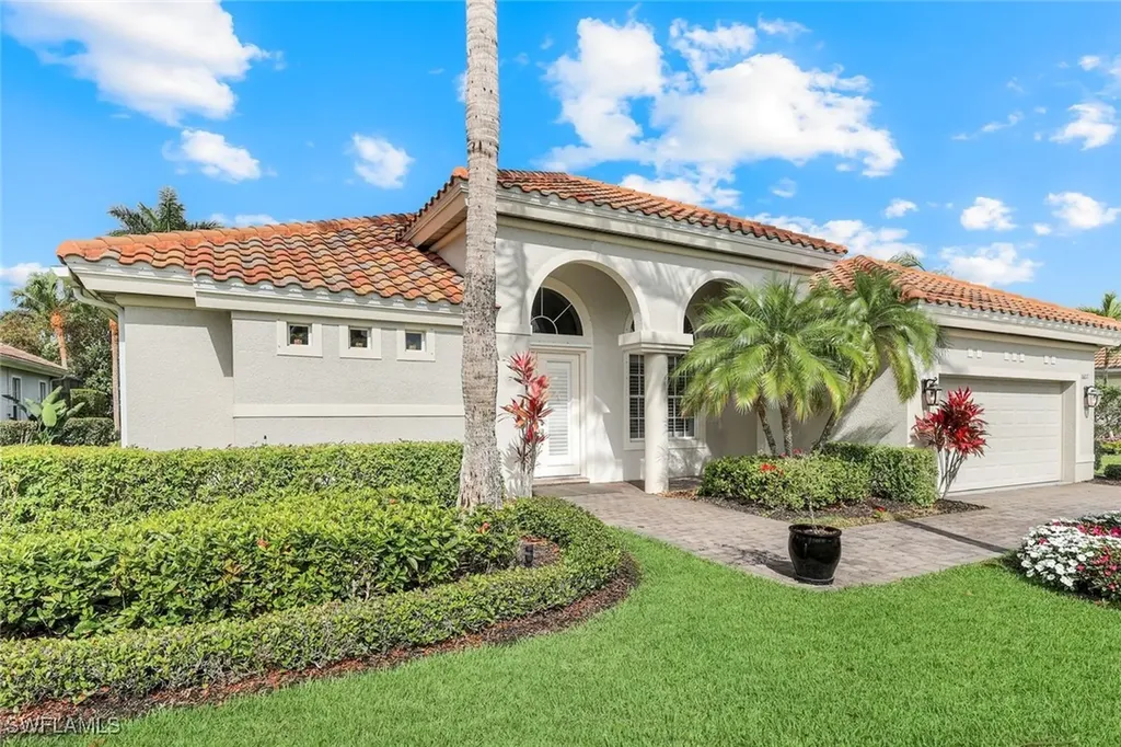 16017 Delarosa Lane Naples FL 34110