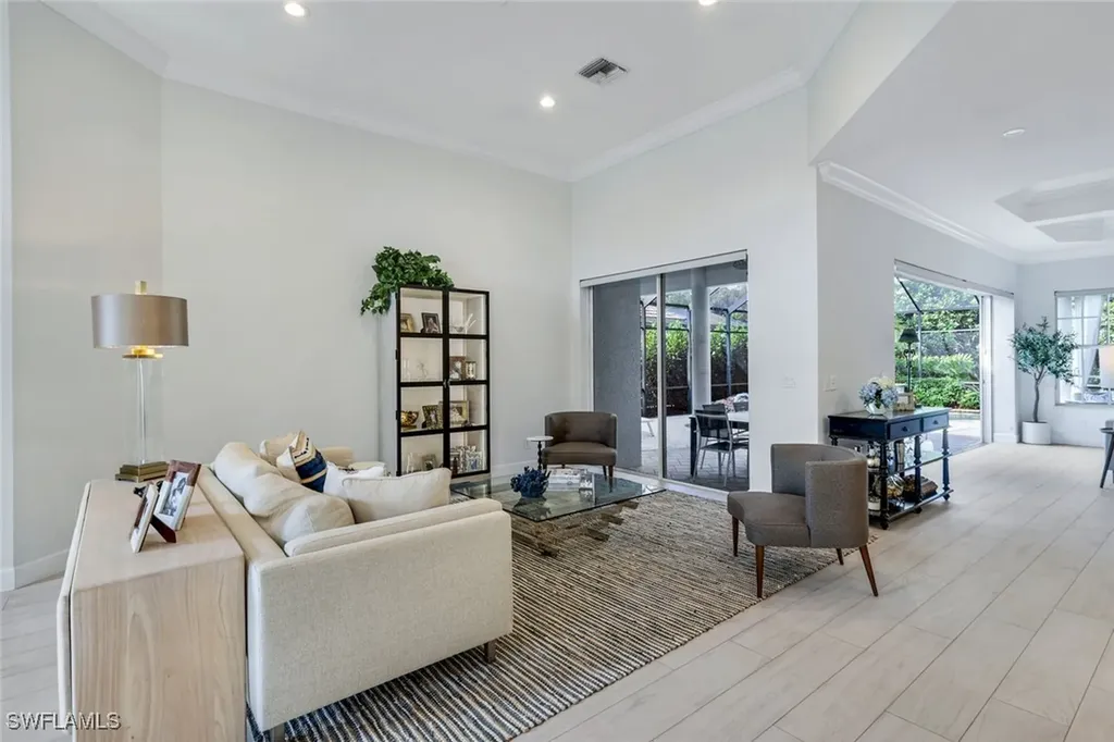 16017 Delarosa Lane Naples FL 34110