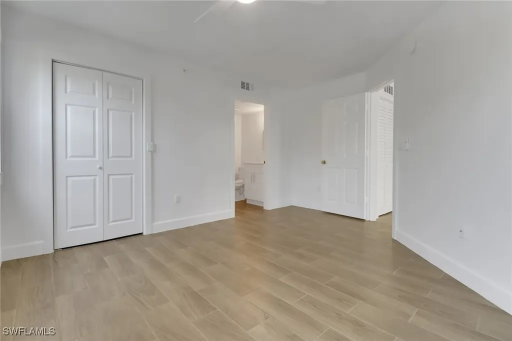8940 Colonnades Court E Bonita Springs FL 34135