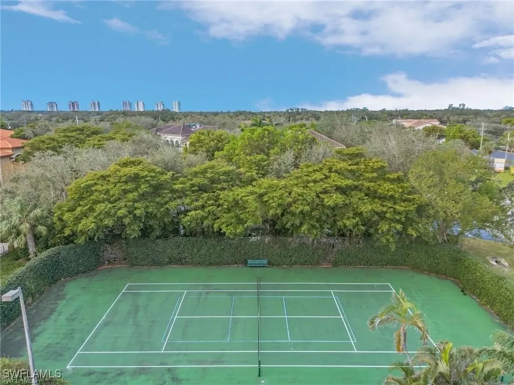 8940 Colonnades Court E Bonita Springs FL 34135
