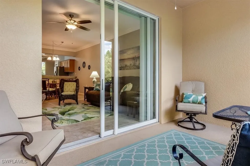 8251 Pathfinder Loop Fort Myers FL 33919