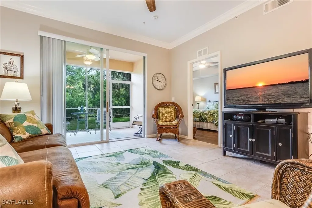 8251 Pathfinder Loop Fort Myers FL 33919