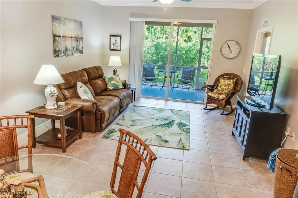 8251 Pathfinder Loop Fort Myers FL 33919